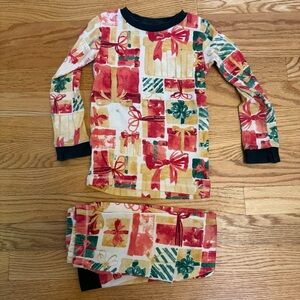 Burt's Bees Holiday Pajamas